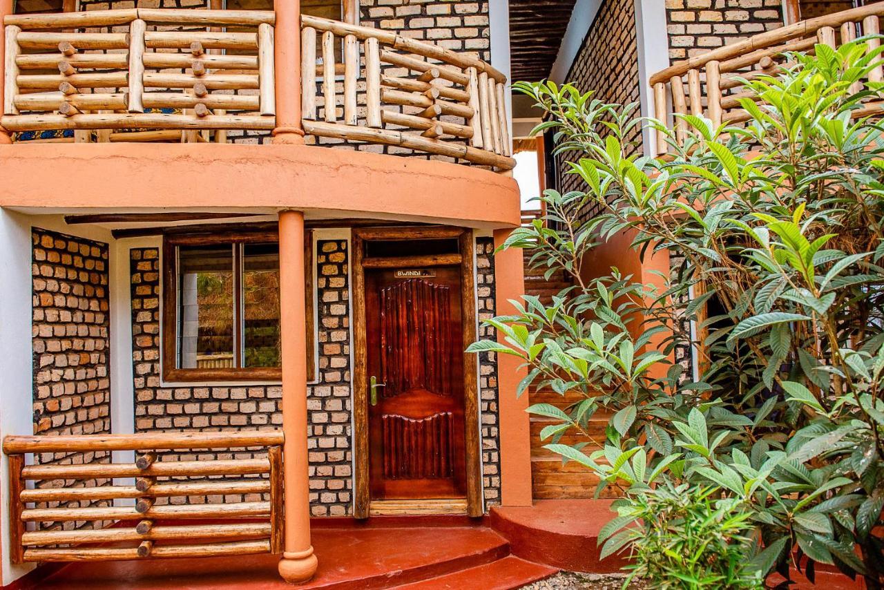 Elite Backpackers Services Masaka Buitenkant foto