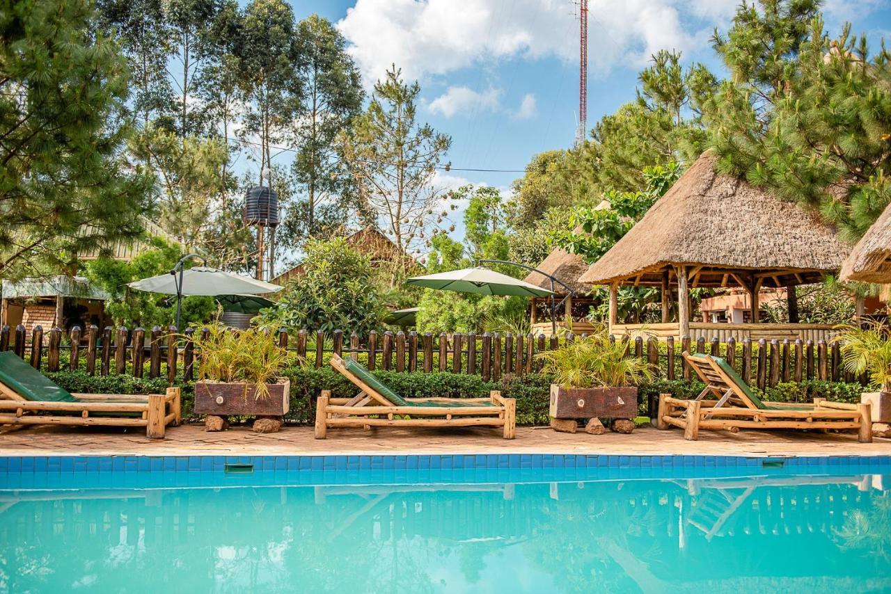 Elite Backpackers Services Masaka Buitenkant foto