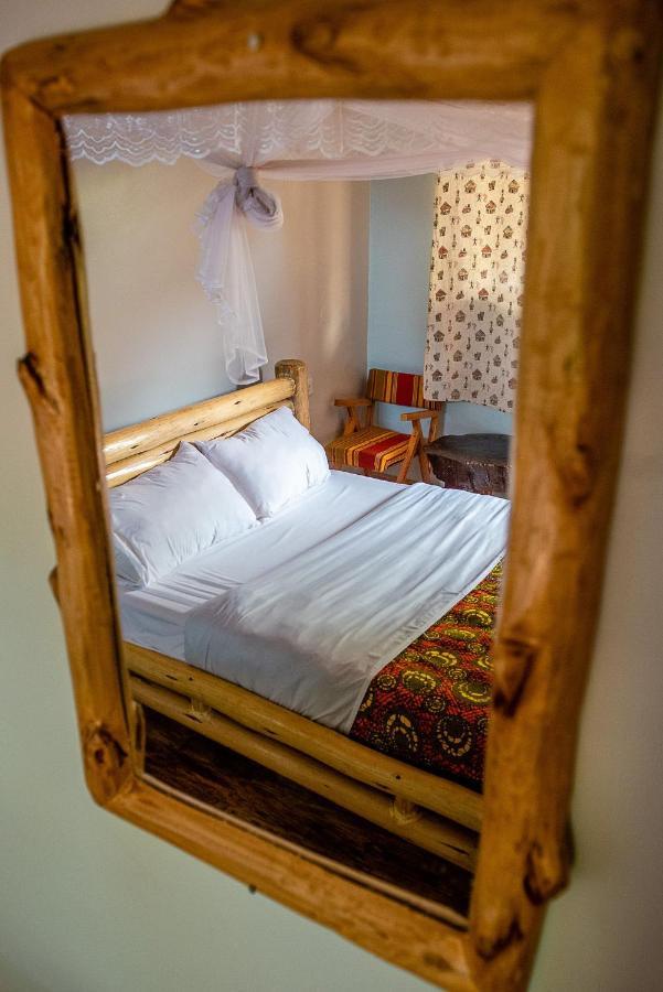 Elite Backpackers Services Masaka Buitenkant foto