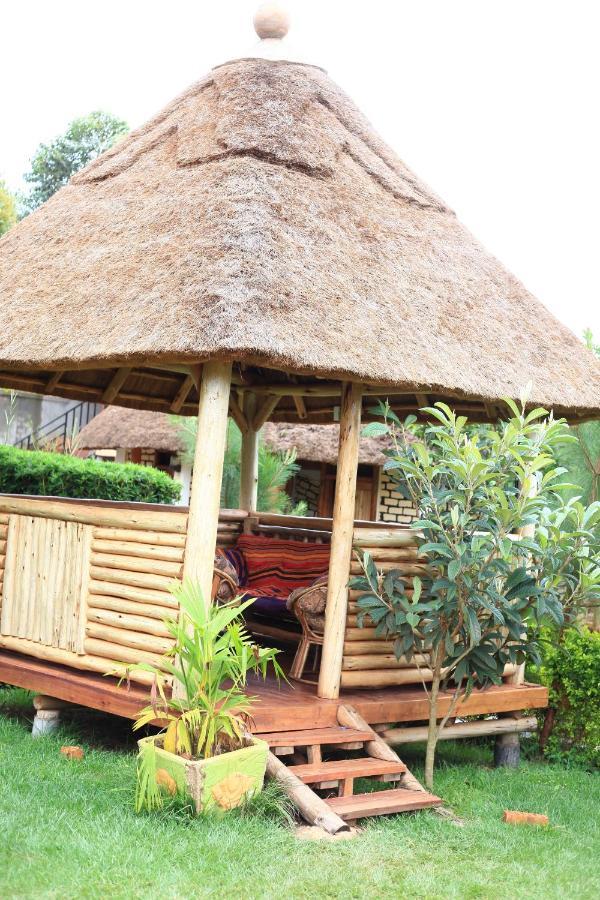 Elite Backpackers Services Masaka Buitenkant foto